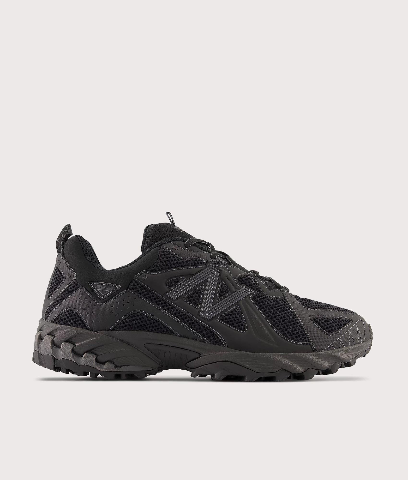 New Balance Mens 610T Sneakers - Colour: ML610TBB Black - Size: 9