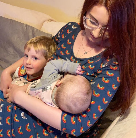 breastfeeding mum dress