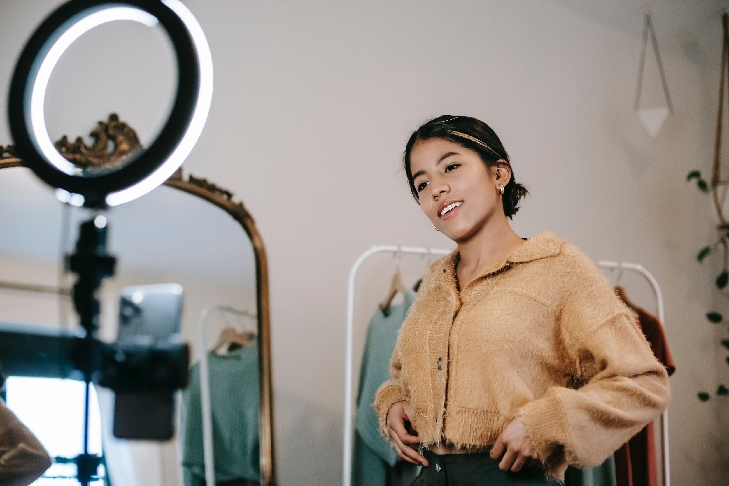 How To Choose The Right Selfie Light