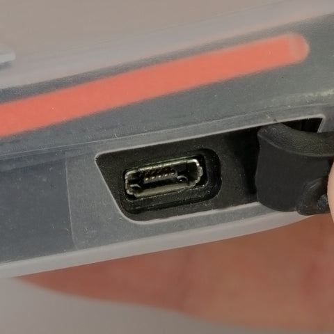 USB Anschluss beim Bosch Intuvia