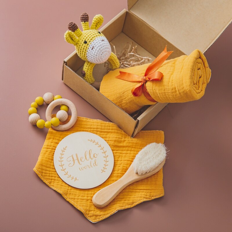 6-Piece Giraffe Baby Gift Set-image-3