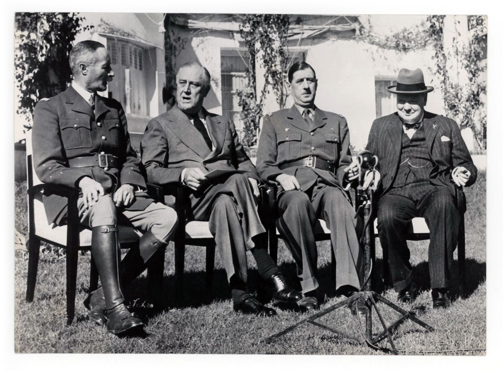 CASABLANCA CONFERENCE WITH FDR, CHURCHILL, GIRARD & DE GAULLE - VINTAGE PRESS PHOTOGRAPH