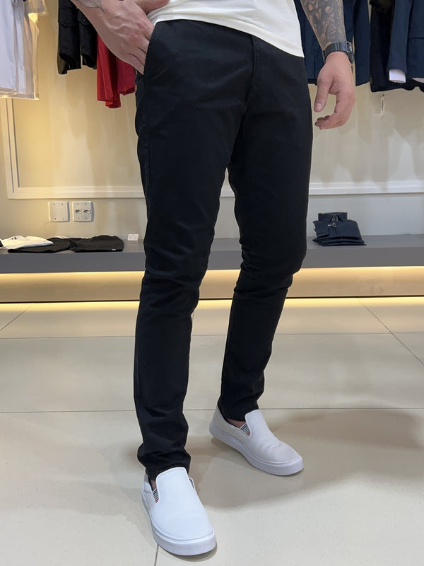 Calça Preta Slim Masculina Sarja Stretch Anticorpus