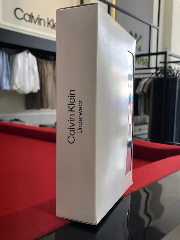 Cueca Calvin Klein Kit com 3 Peças Masculino Preto / Branco e