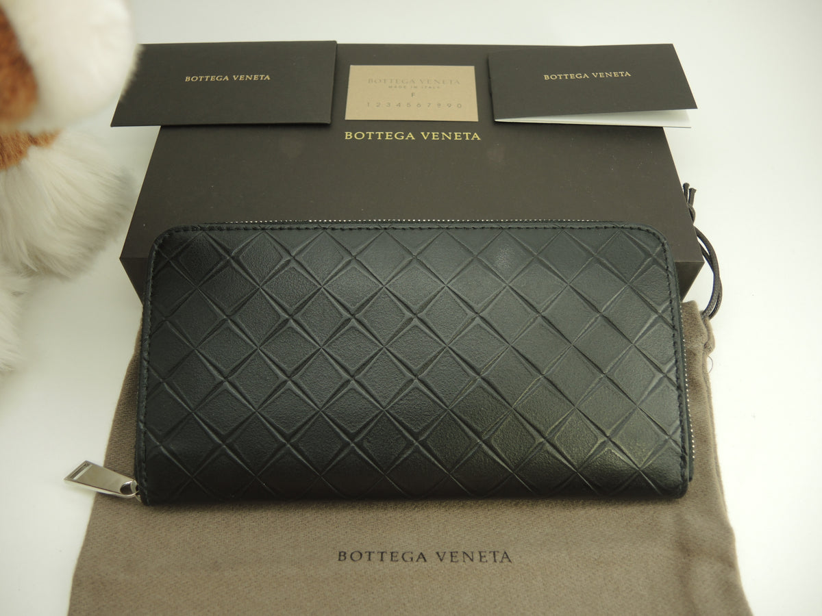 室外 未使用品 BOTTEGAVENETA 二つ折り財布 ラムスキン 黒 332