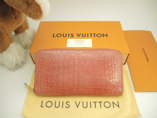 Crocodile wallet Louis Vuitton Orange in Crocodile - 27475810