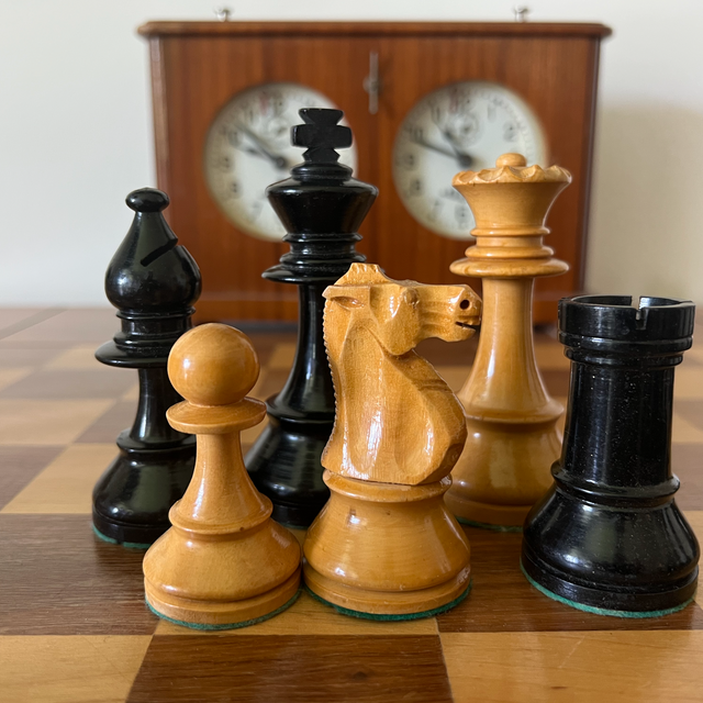 Picture of Vintage Lardy Chess Pieces with Cigar Box - 4.2" King