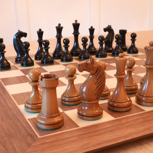 Picture of Botvinnik-Flohr II Soviet Reproduction Chess Set