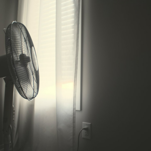 use a fan to get rid of weed smell