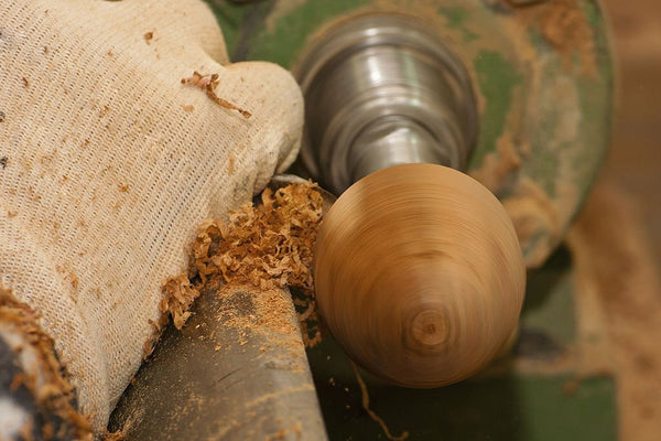 The pros and cons of power tools vs hand tools for wood carving