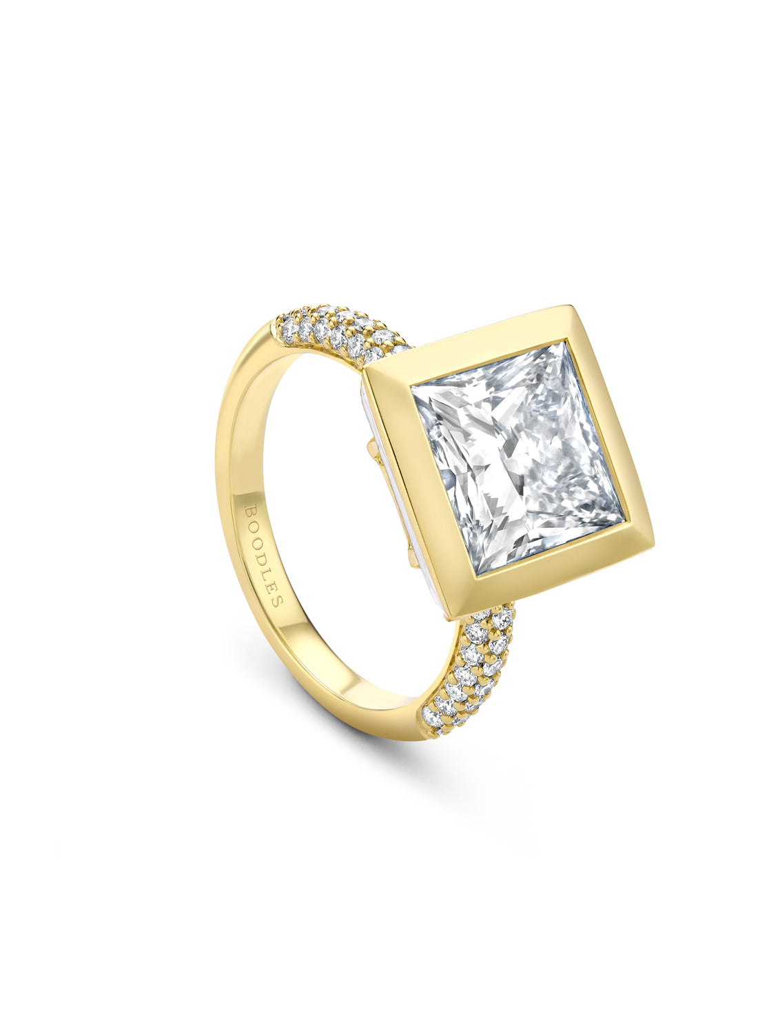 Trio Princess Cut Pavé Diamond Engagement Ring in 14k Yellow