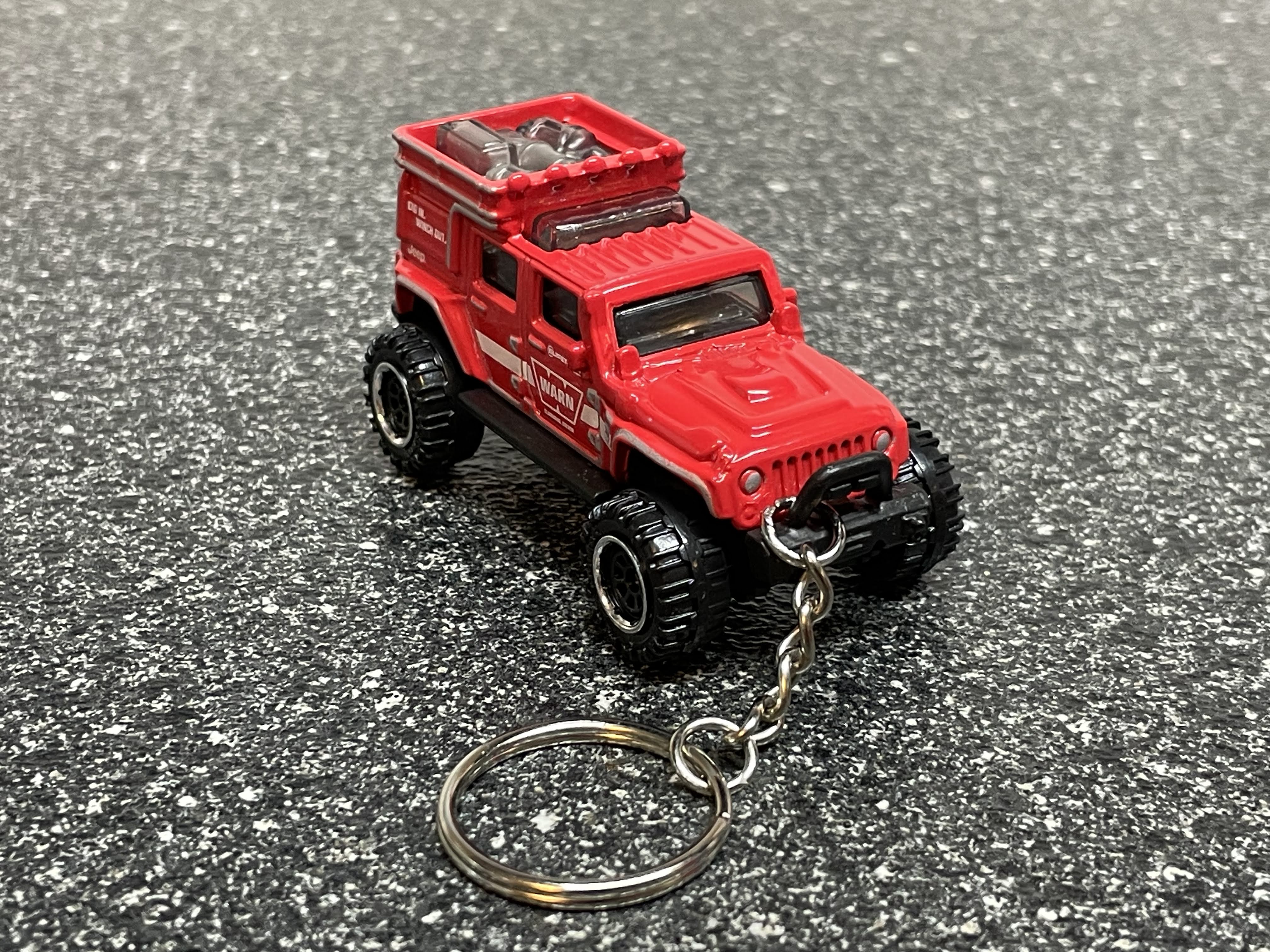 Jeep Wrangler Unlimited Warn Off Road Keychain Diecast Car Matchbox Hot Wheels