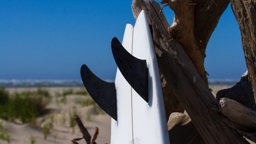 Album Surf Twinsman Surfboard fin placement.