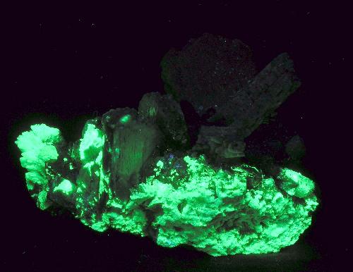 fluorescent opal