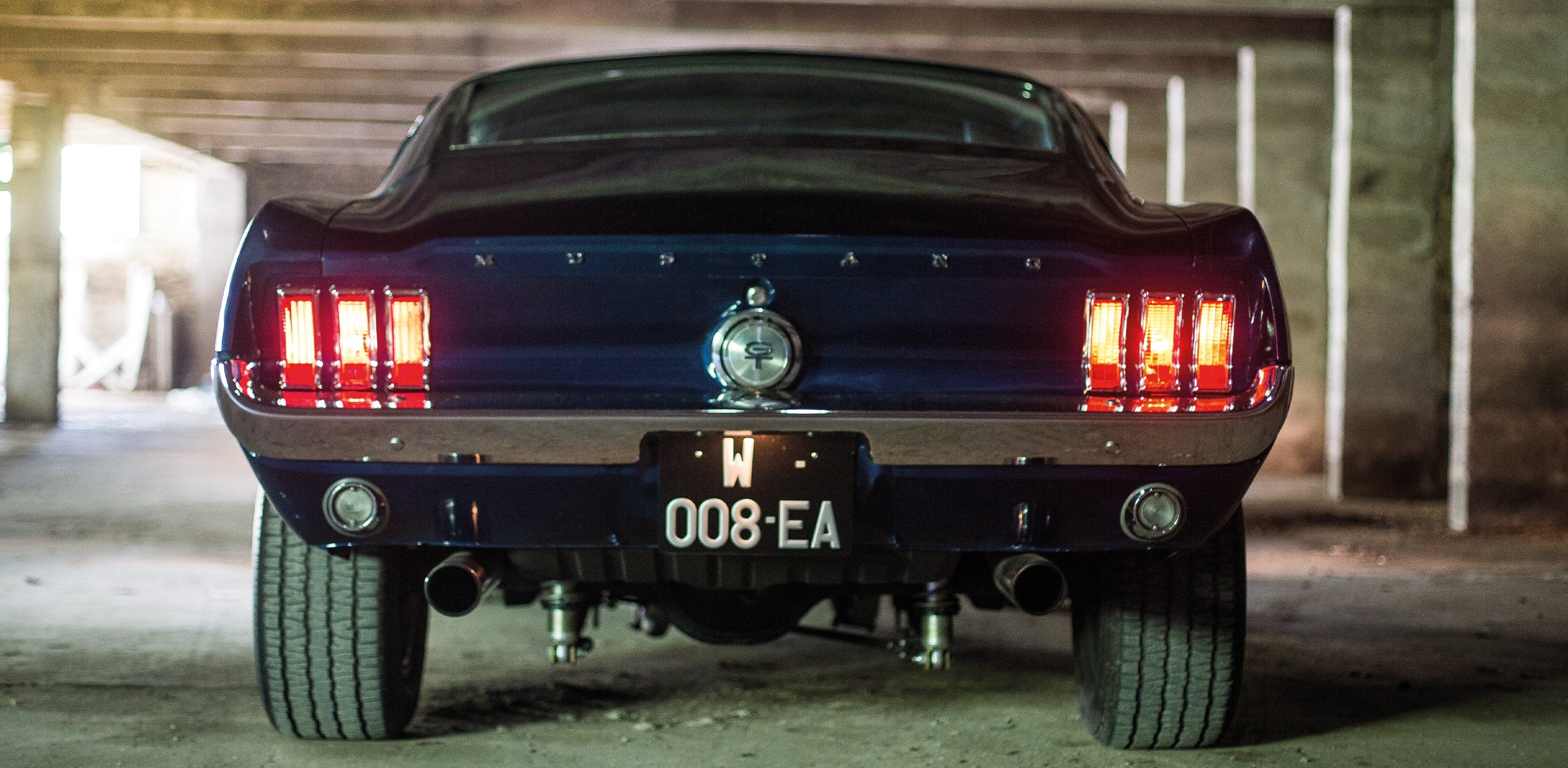 Passionné de voitures américaines, il conçoit de A à Z une Mustang Fastback  de 1967