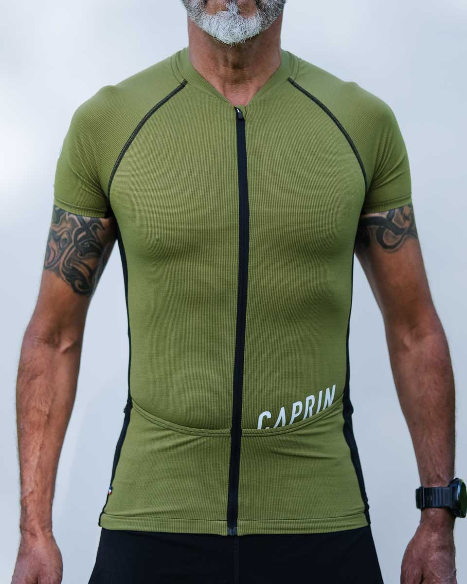 Maillot de trail Vert Avocado pour homme, de face par Caprin