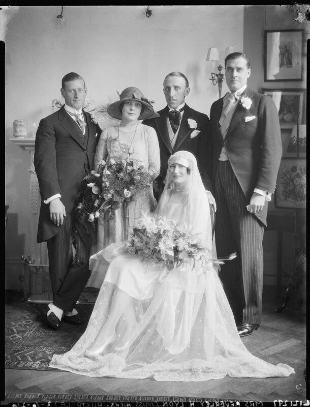 Edith Ralston Hicks Lyon (née Huxtable), Beverley Hamilton ('Bev') Lyo ...