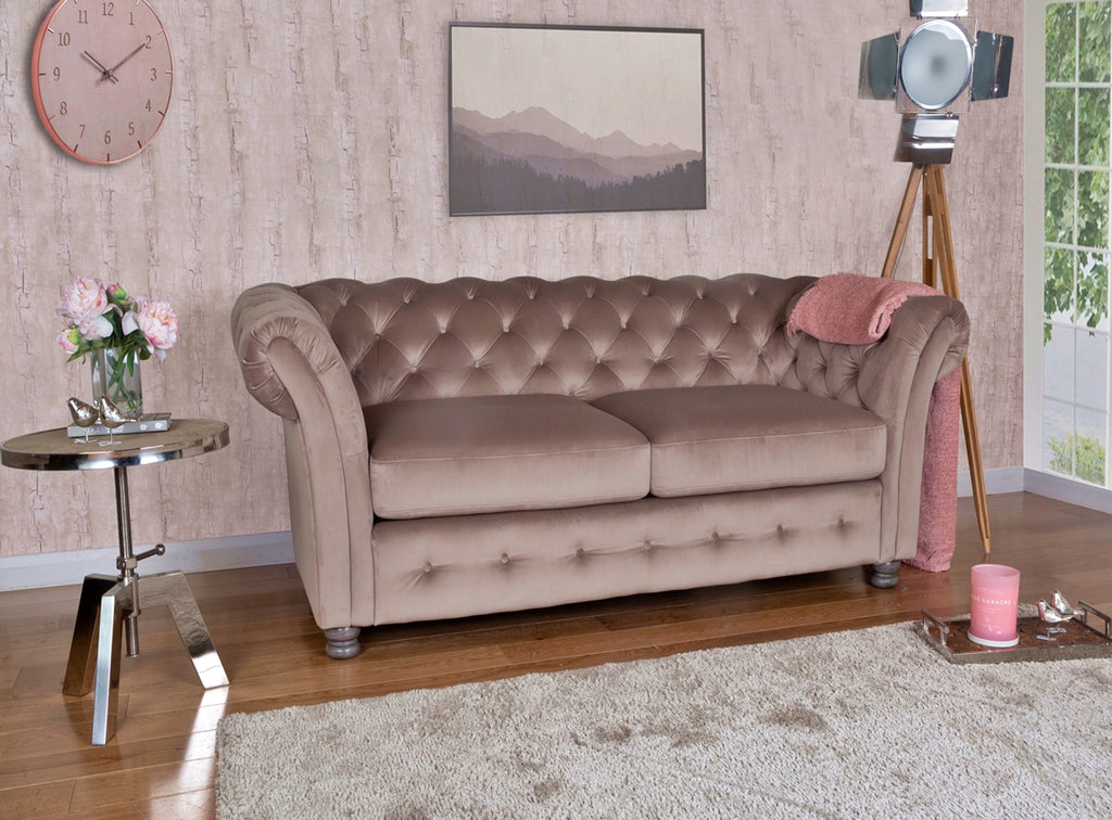 Luxurious Chesterfield Sofas Made For Top Department Stores