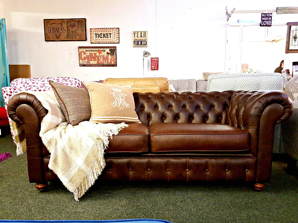 Chesterfield Sofa Outlet Sofa Ideas