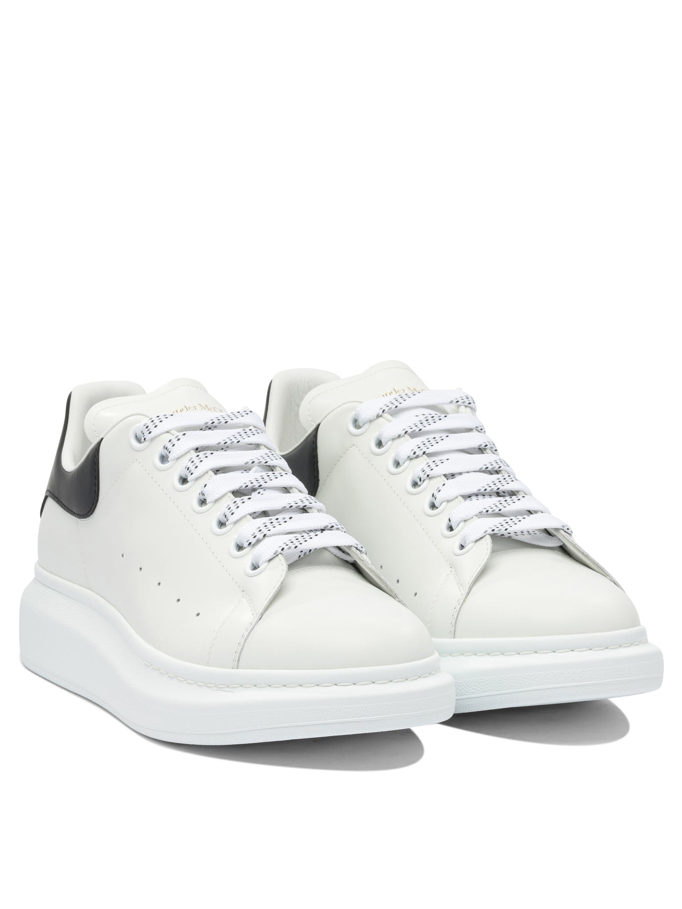 Alexander Mcqueen White And Black Low-top Sneakers With Chunky Sole And Contrasting Heel Tab In Leather Man In White