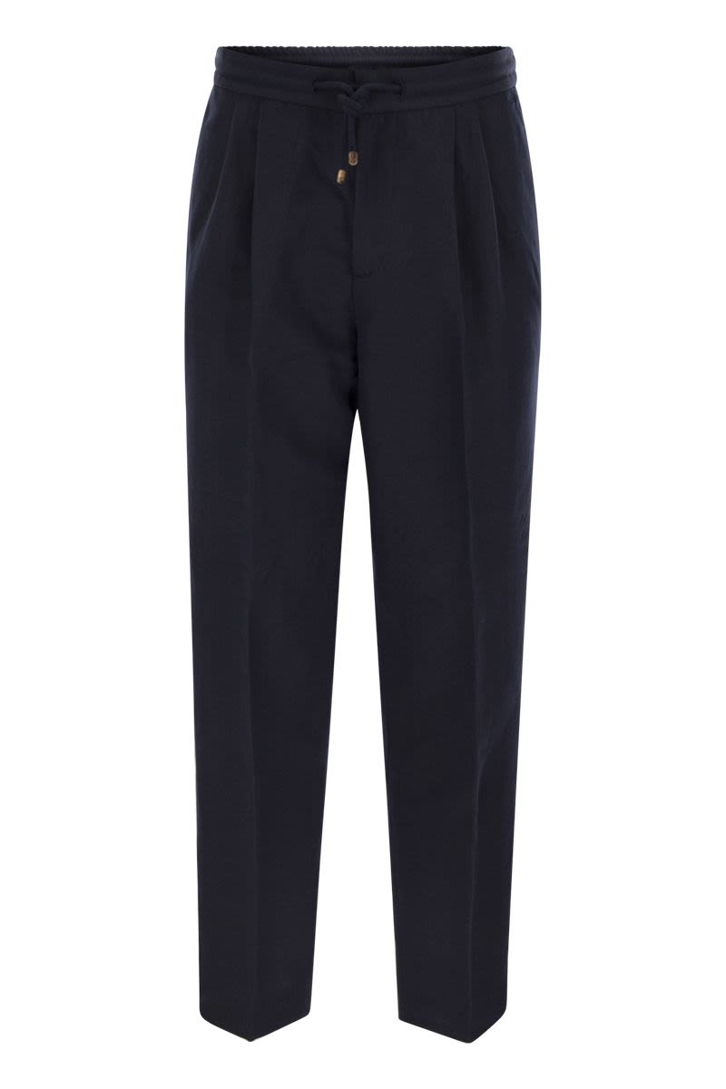 Brunello Cucinelli Men Leisure Fit Trousers In Linen And Cotton Gabardine With Drawstring And Double