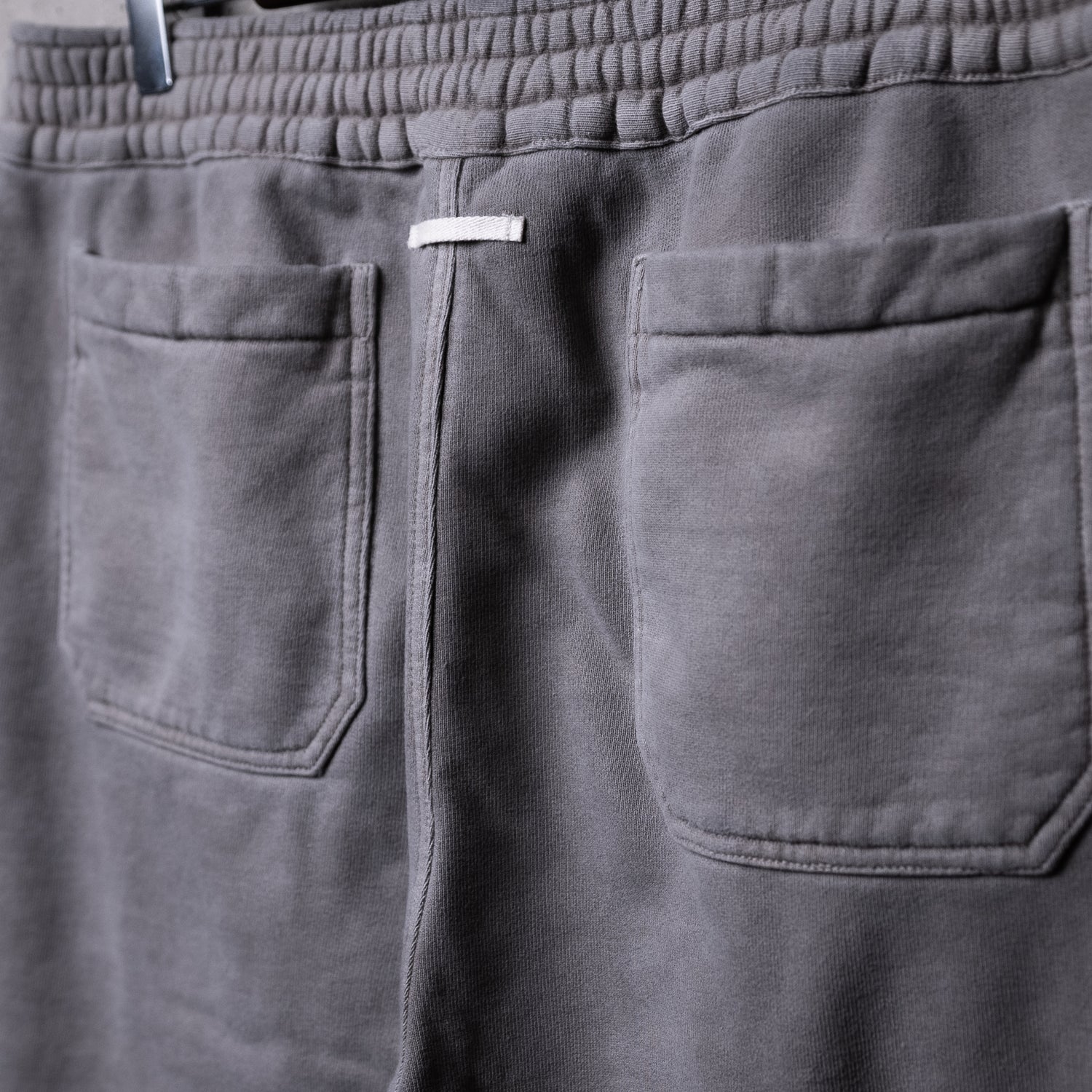 最新コレックション kinema pigment dyed sweat pants. サイズL