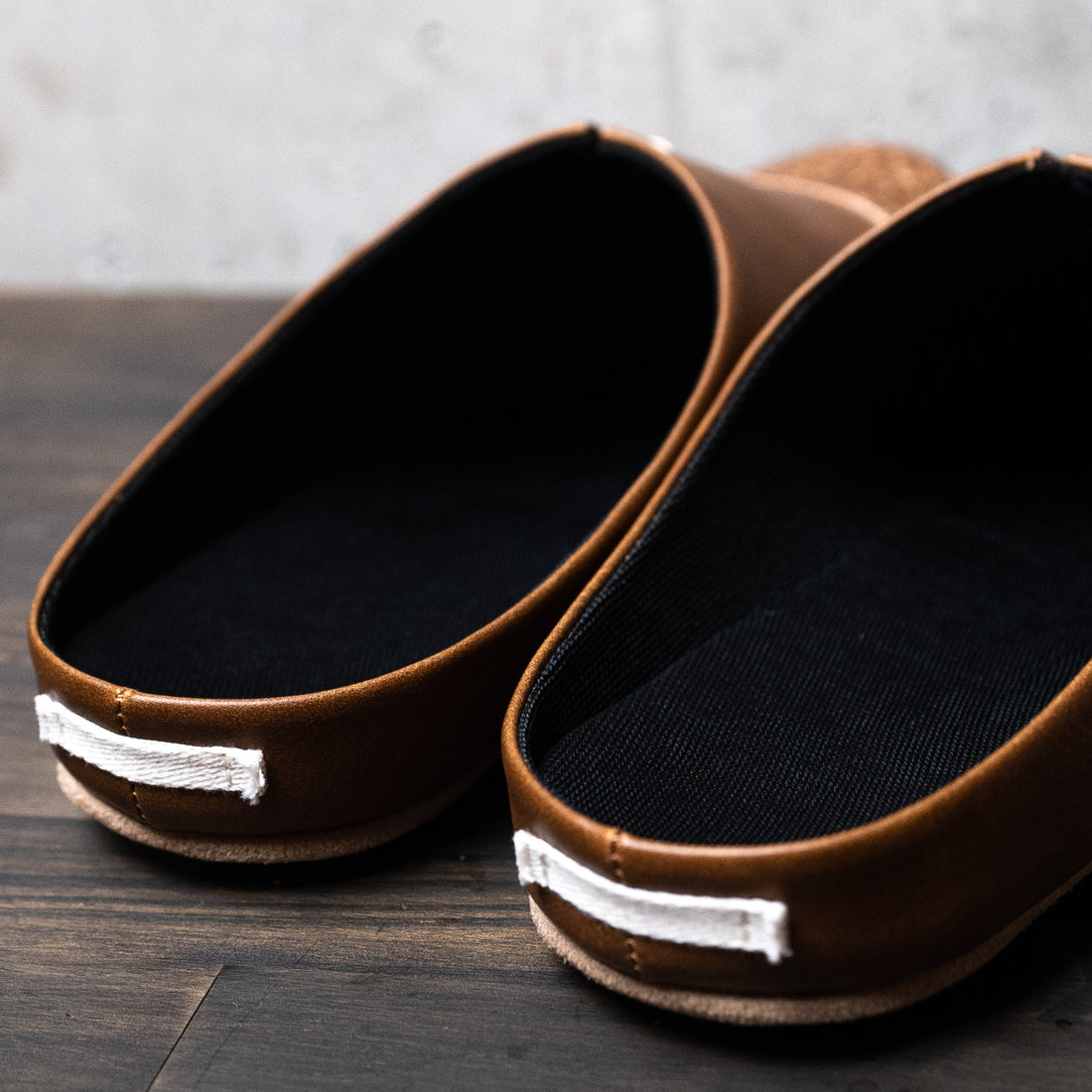 wing tip slippers – Lounge wear Kinema