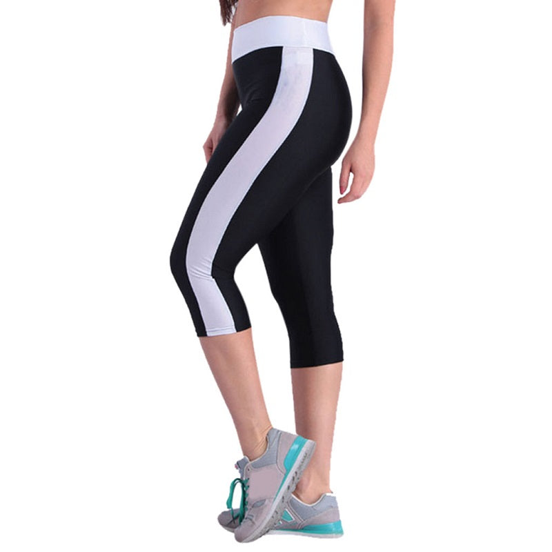 Image of Womens High Waist Yoga Workout Capris with Side Pockets, White / 2XL