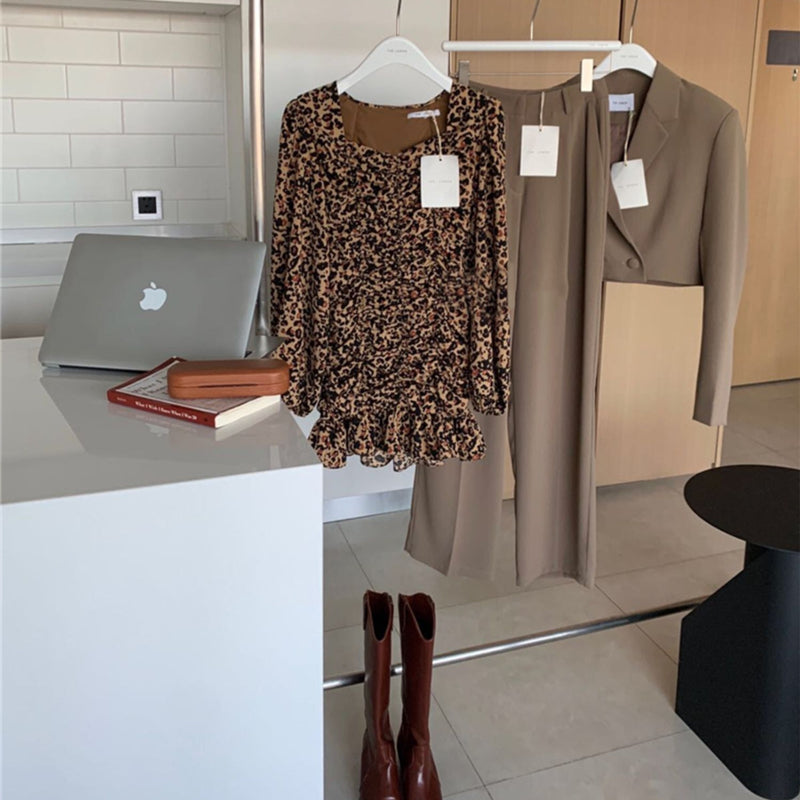 Image of Women's Sexy Leopard Print Long Sleeve Slim Tight Dress, Khaki / L