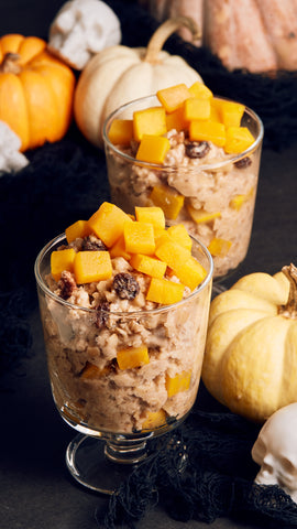 Treat without cheat with Amazin' Graze Apple Cinnamon Goodness Bowl, and create a mouthwatering Pumpkin Overnight Oats