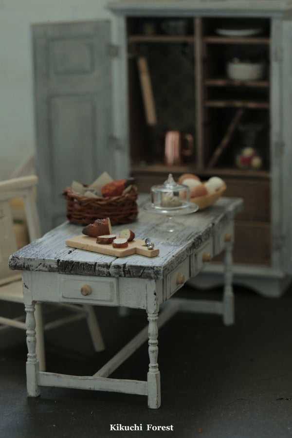 Handmade Dollhouse Furniture Kitchen Cabinet - 1/12 Dollhouse Miniatur –  Kikuike Handmade Studio