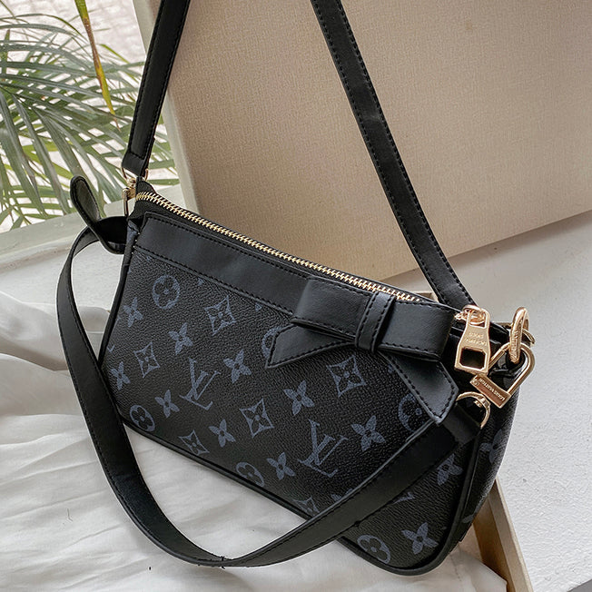 LV Louis Vuitton new letter print ladies cosmetic bag shoulder bag messenger bag