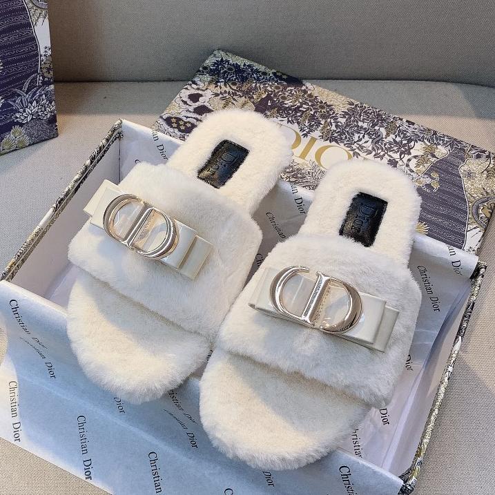 Dior CD new fashion ladies plush slippers shoes