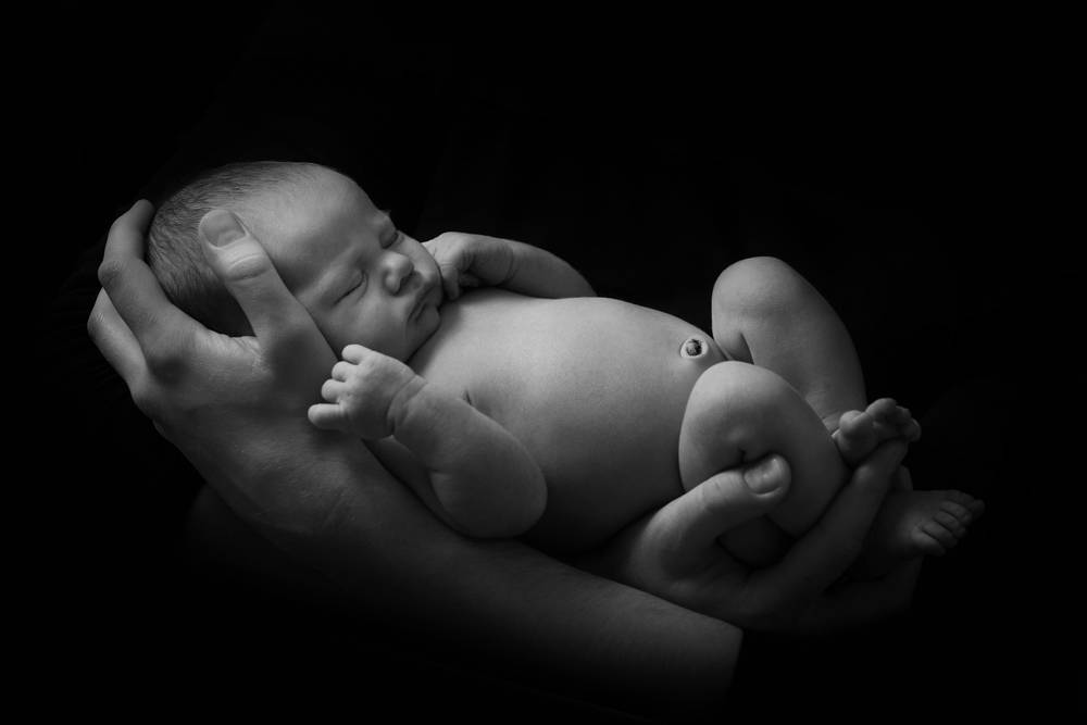 Popular Newborn Poses for Photoshoots