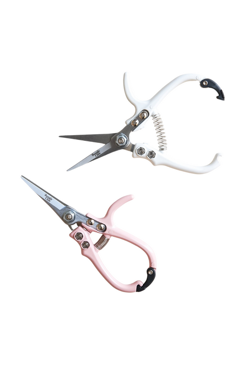 https://cdn.shopify.com/s/files/1/0584/6065/files/Jungle-Club-Pruning-Shears_7_500x.png?v=1693459996