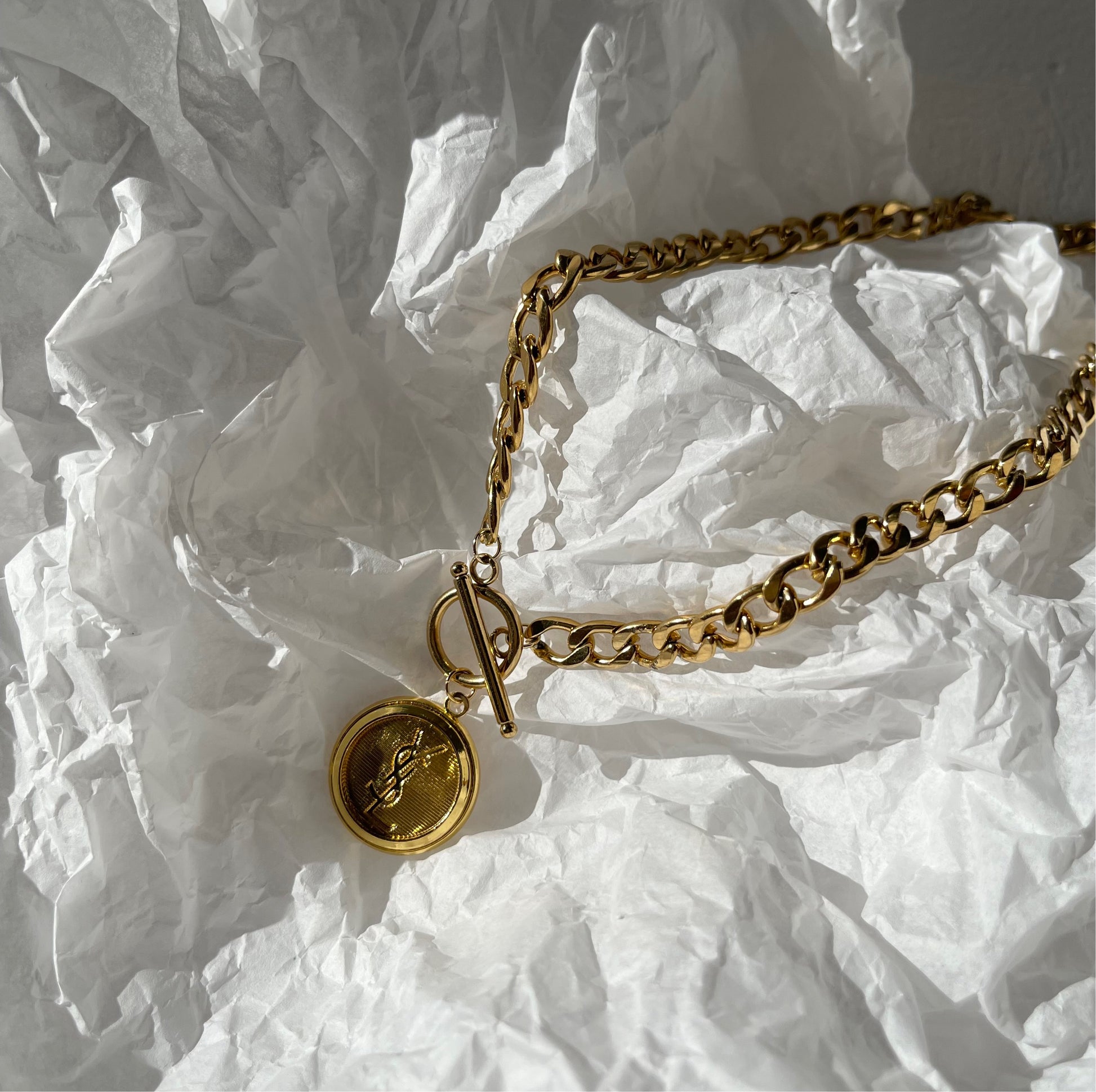 Repurposed / Reworked Vintage Chanel Necklace - glamaristyles