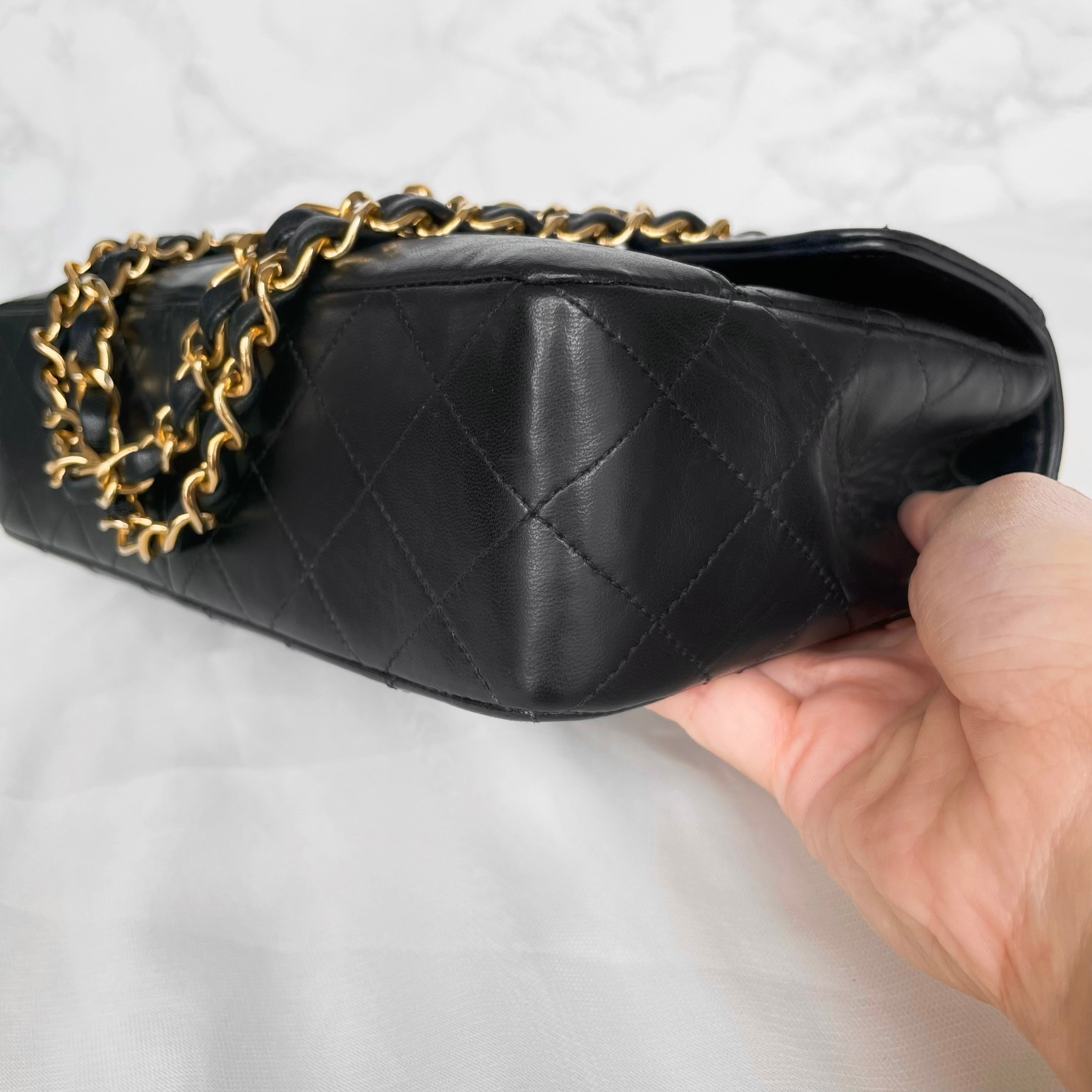 Chanel Vintage Single Flap in Black 24k GHW – Splendour Lux