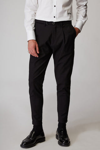 https://stefanfashion.com/products/metal-buckle-belted-trousers-3