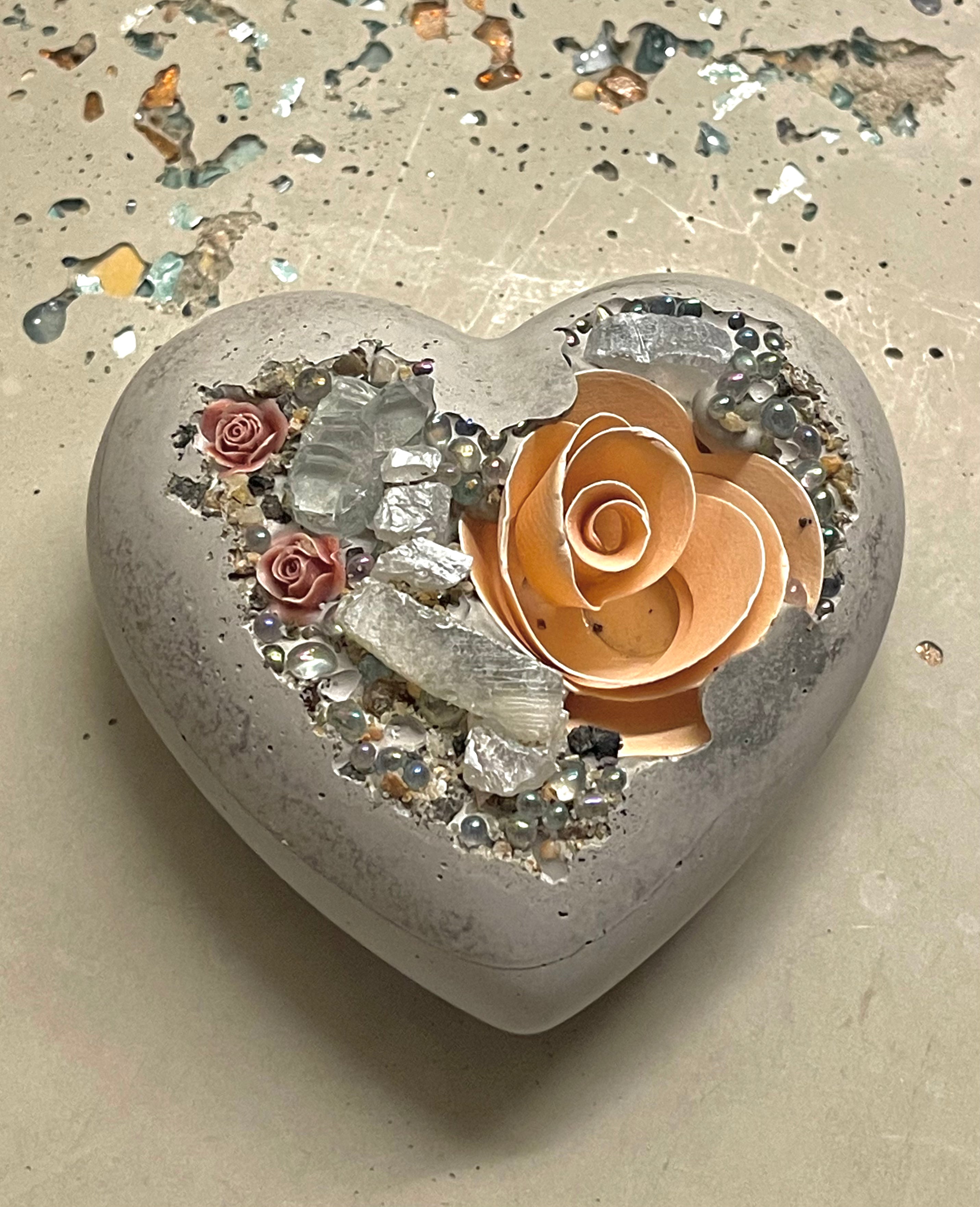 Cement Heart Stone Rolled Flower