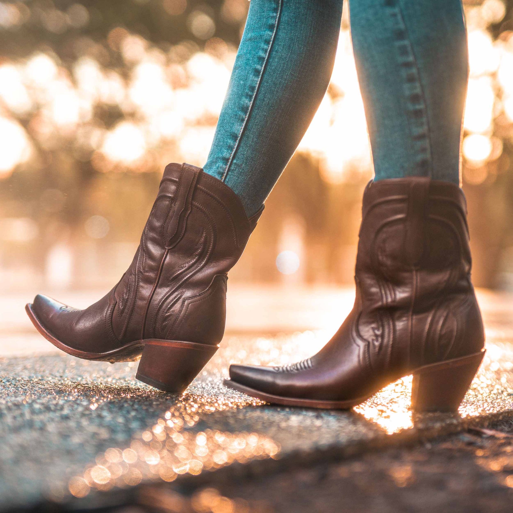 womens western ankle boots
