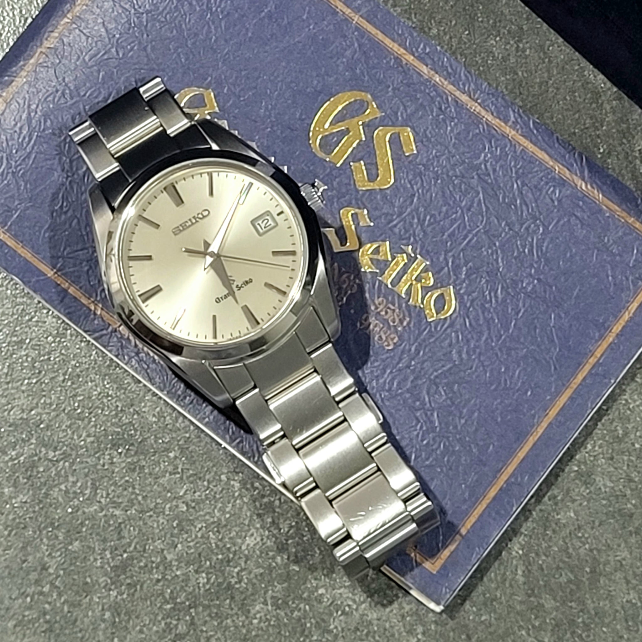 Grand Seiko, SBGX063, Quartz, Silver dial, 9F62 movement, – Timeless Luxury