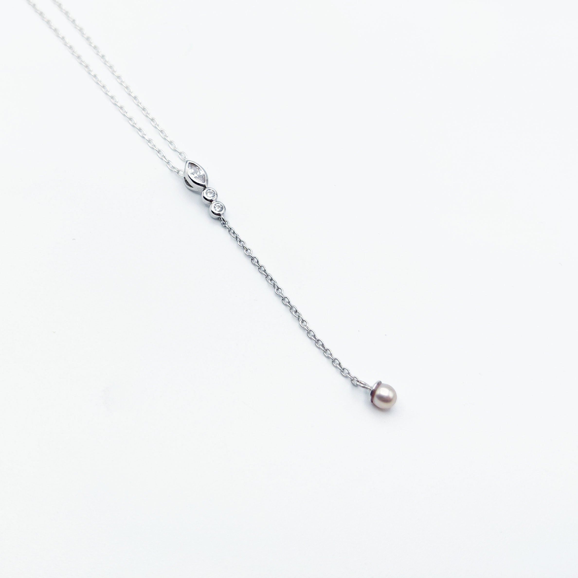 dainty dangle necklace