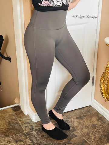 BK Classic Womens Black Leggings – FullyPrivilege