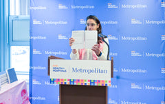 Samira Daswani shows a Manta Planner at Metropolitan Hospital NYC