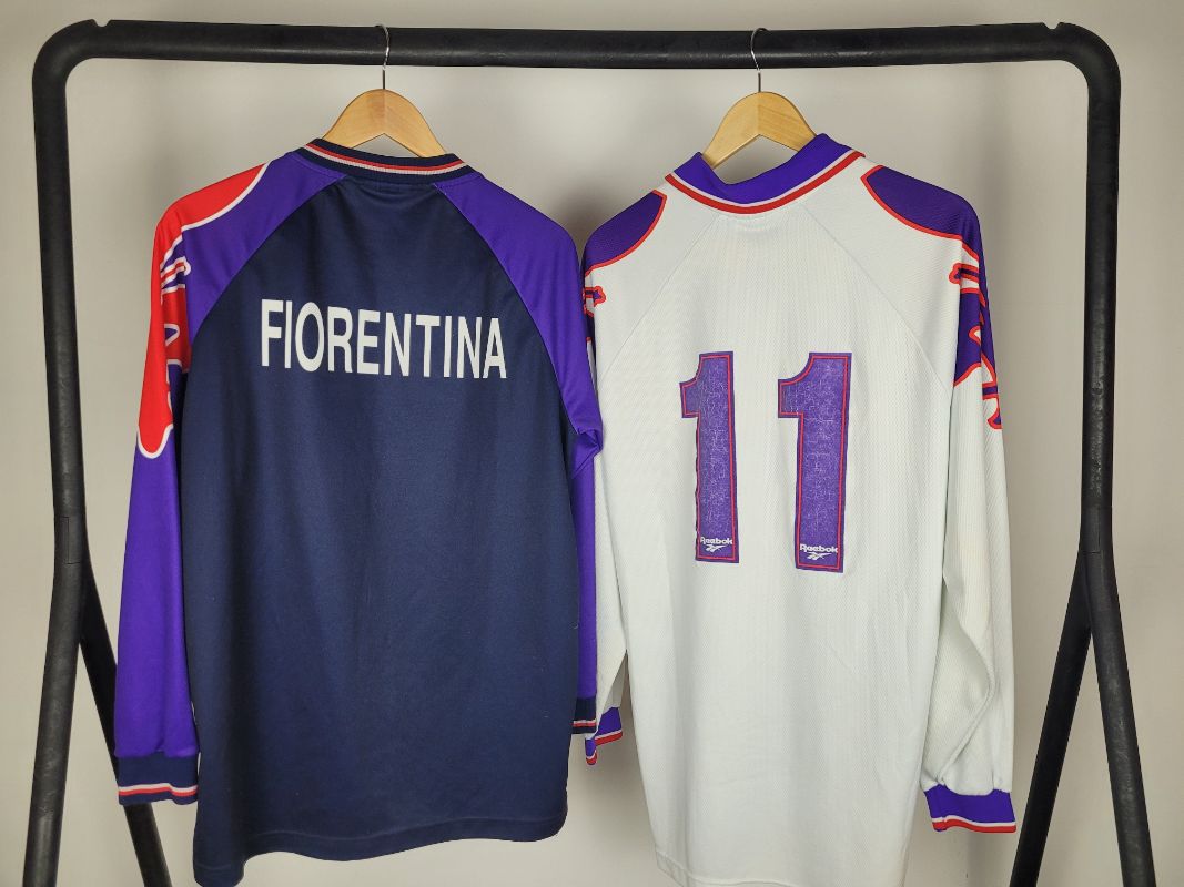 Wu_Honda on X: ACF Fiorentina Home shirt from the 1993/94 season. Player  spec matchworn/prepared shirt. As worn by Massimo Orlando. #footballjersey  #footballshirts #football #classicfootballshirts #classic #rare #vintage # fiorentina #uhlsport #italy