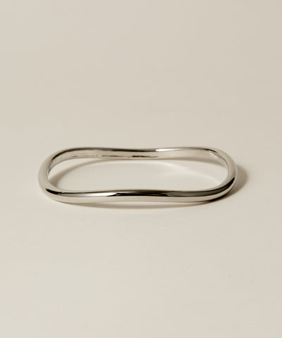 Undulating-Ring-Bangle