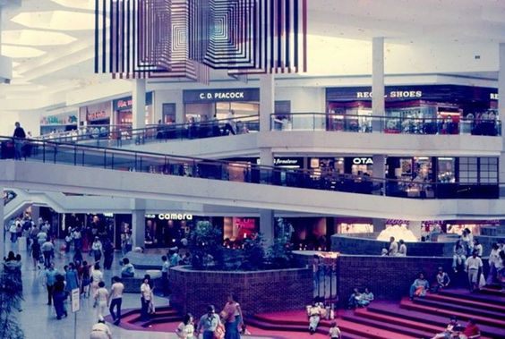 Woodfield Mall, Malls and Retail Wiki