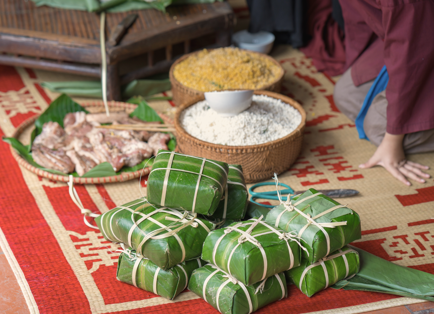 Banh-Chung-annual-celebrations-in-vietnam