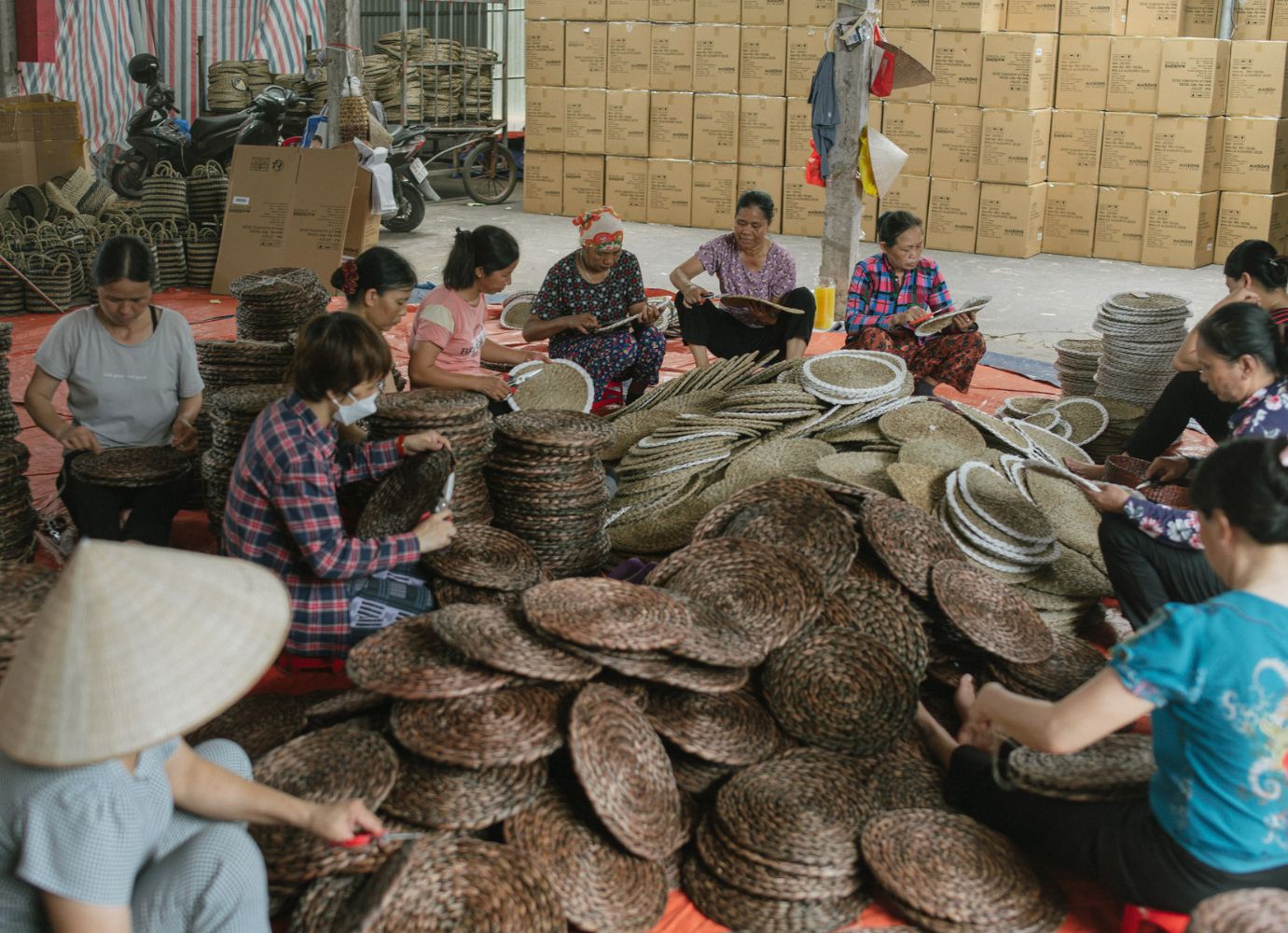 vietnamese-artisans