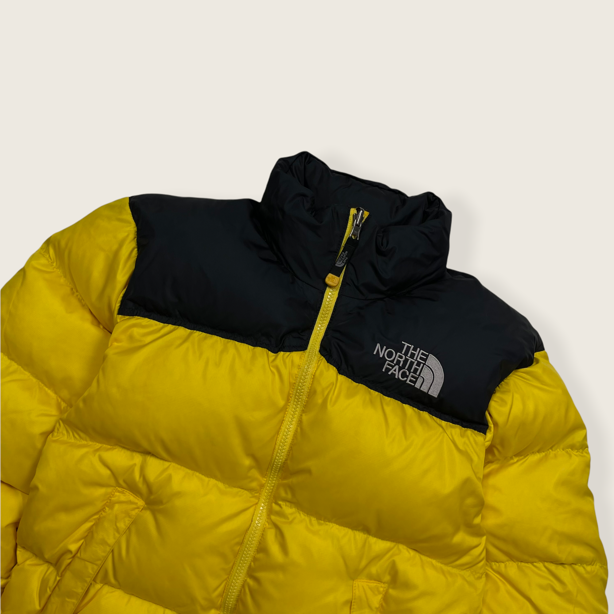 the north face nuptse xs